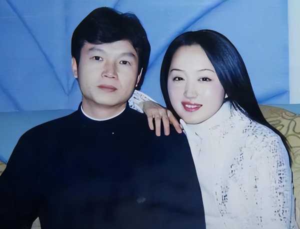 杨钰莹当年消失是怎么回事?杨钰莹生了三个孩子