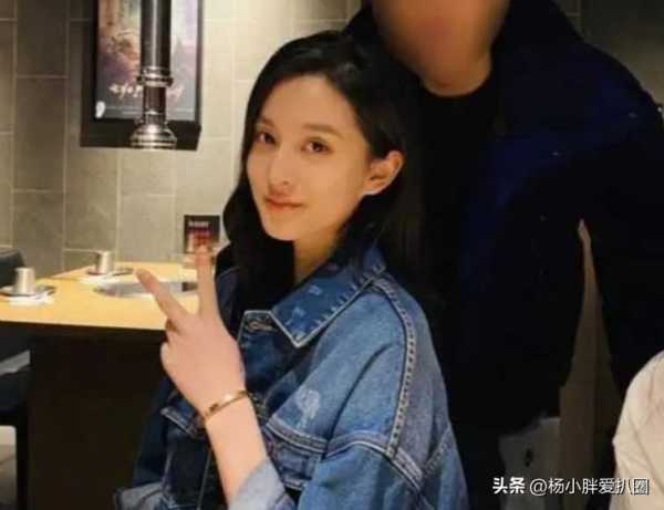 毛阿敏有几个孩子?2023参加女儿成人礼