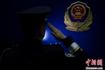 缉毒警为了卧底10天减重25斤