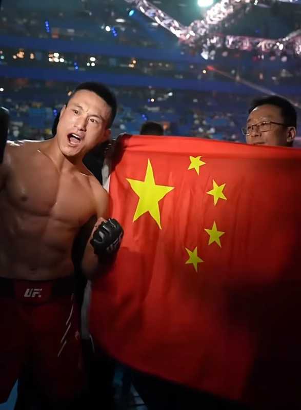 UFC305：宋克南判定击败格伦